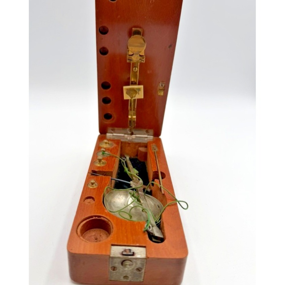 Antique H. Kohlbusch New York Portable Assay Balance Scale Weights Wood Case